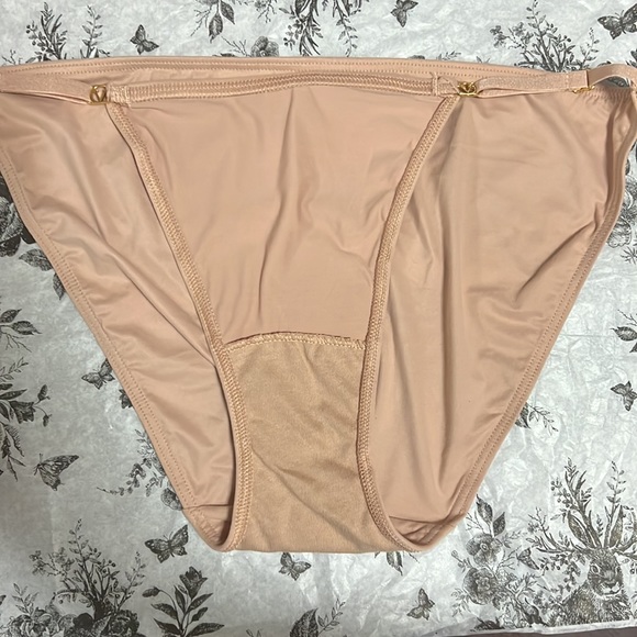 LOVE CLOUD ☁️ Adjustable String Bikini Panty‎ - Picture 7 of 7